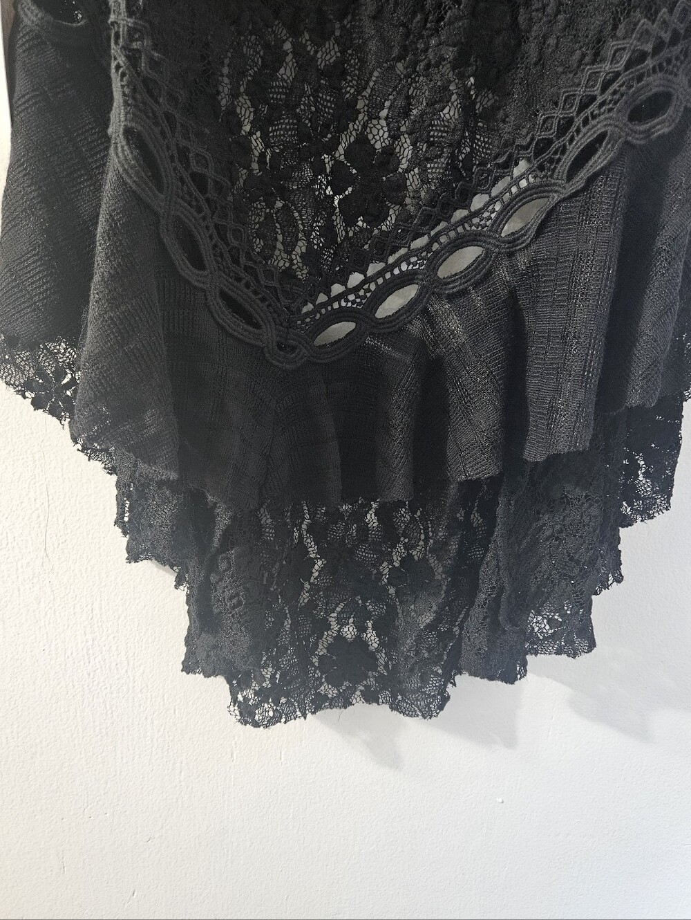Free People Black Lace Tank Top - Picture 5 of 11